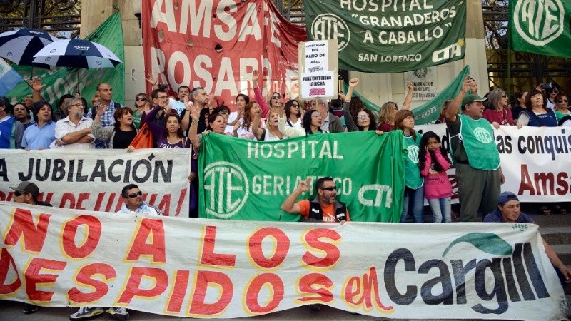 No a los despidos en Cargill, otro de los reclamos en el acto.