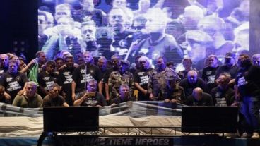 La vigilia por Malvinas en Rosario.