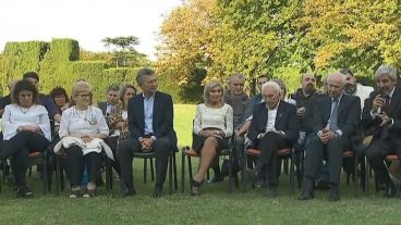 El mandatario se reunió este lunes con familiares de soldados en la Quinta de Olivos.