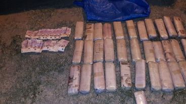 Los 34 paquetes contenían 17 kilos de hojas de coca.