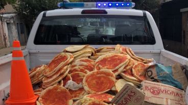 El operativo terminó con varias prepizzas incautadas.