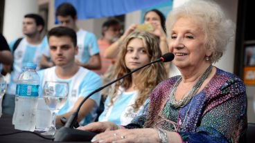 Estela de Carlotto brindó una charla en la facultad.