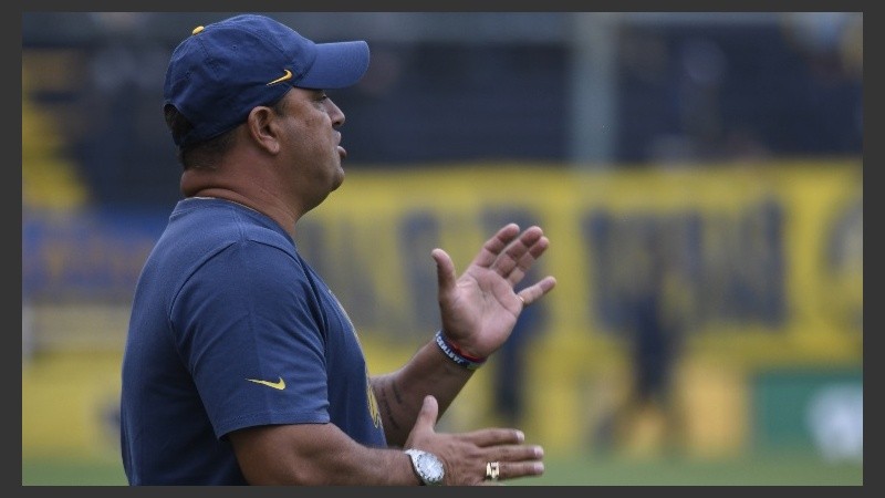 El técnico auriazul esperará a Leonardo Gil para el partido del jueves en el Gigante.