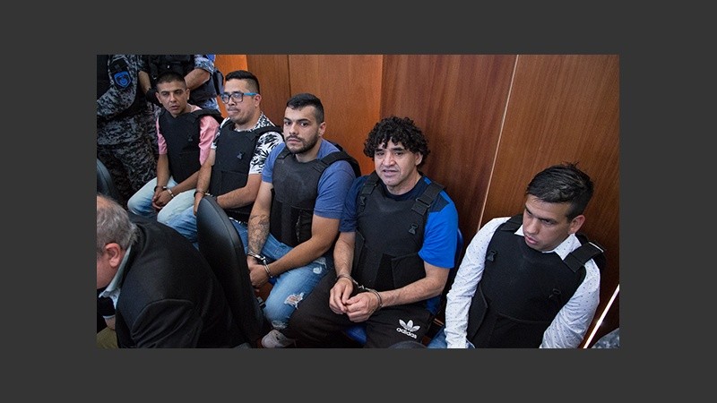 De izquierda a derecha: Chamorro, 