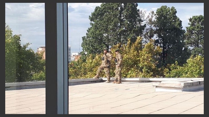 Los principales delitos imputados son asociación ilícita, homicidios y encubrimiento.