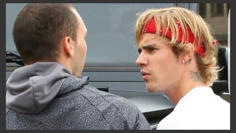 El momento del cruce entre Justin Bieber y el rosarino.