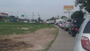Congestión de tránsito en uno de los piquetes del miércoles pasado.