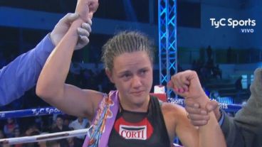 La villagalvense se quedó con el título por puntos.