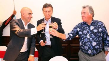 Barrionuevo prometió una insólita gestión ante el presidente de la Nación.