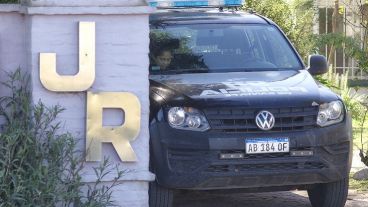 El lugar está ubicado sobre la ruta 93 a metros de la 33.