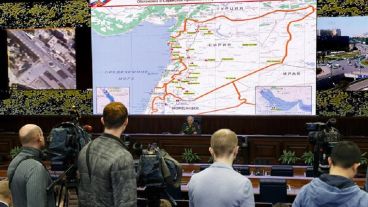 El titular de defensa ruso dio una conferencia de prensa y condenó los ataques.