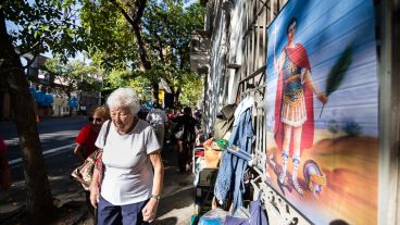 Como todos los años, la zona de la iglesia San Cayetano se transforma ante la llegada masiva de los fieles.
