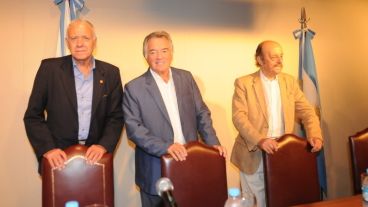 Carlos Campolongo, Luis Barrionuevo y Julio Bárbaro.