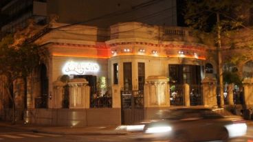 Vuelve un Clásico de Rosario...Vuelve el Mejor After Office...Vuelven los Viernes en Queens Centro