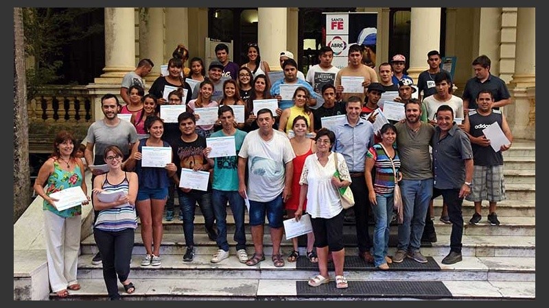 El programa Nueva Oportunidad es para jóvenes de entre 16 y 30 años.