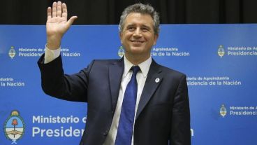 "Para que Argentina salga adelante, todos tenemos que trabajar y dar muestras de austeridad", agregó.