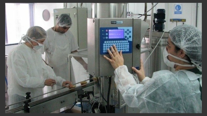 Este año en lugar de ingresar 600 investigadores, serán 300.