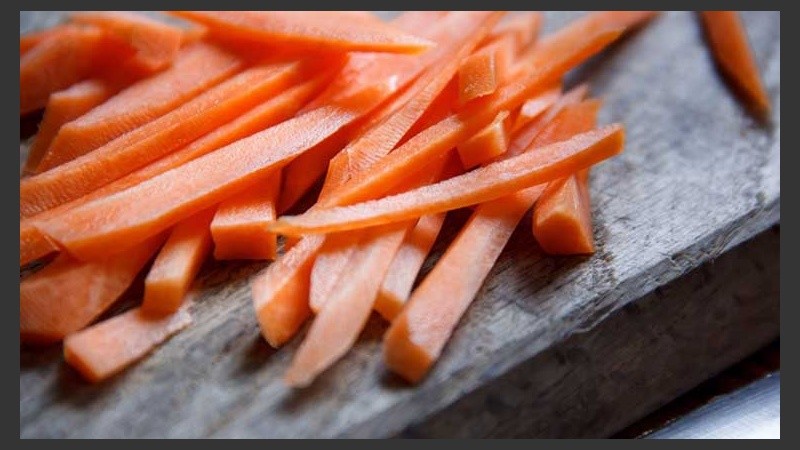 La zanahoria puede sumarse fácilmente a múltiples recetas.