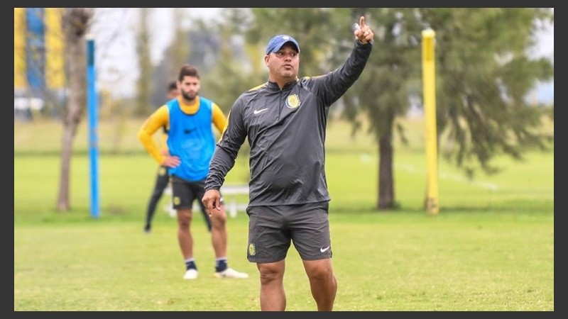 Leo Fernández confirmó el equipo. 