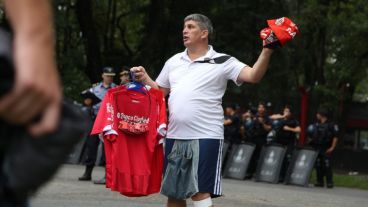 También fue una buena oportunidad para vender la indumentaria del Rojo.