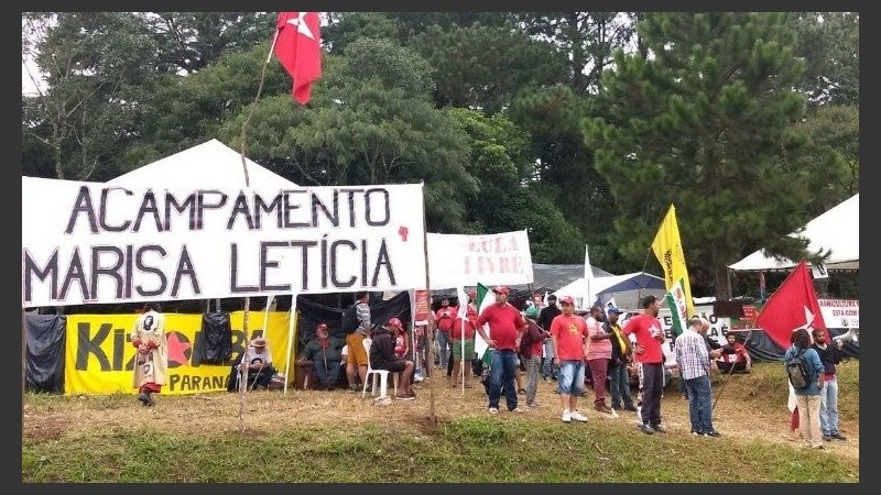El campamento fue atacado este sábado.