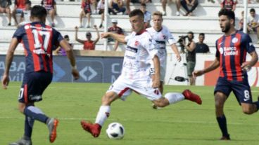 En Paraná no hubo lluvia pero tampoco goles.