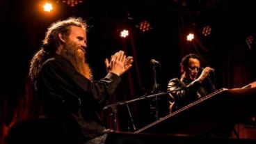 El dúo se presenta en la Plataforma Lavardén.