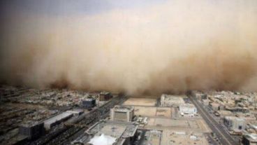 La tormenta se cobró la vida de al menos 100 personas.