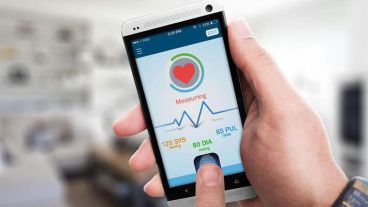 Se espera que en el futuro los smartphones sí funcionen efectivamente como tensiómetros.