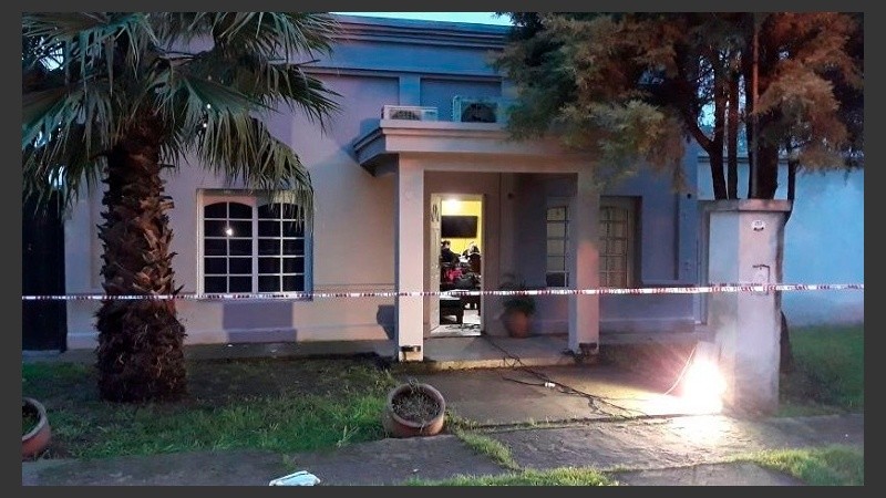 La casa del jefe comunal fue baleada durante la madrugada.