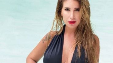 Florencia Peña se ríe de sí misma.