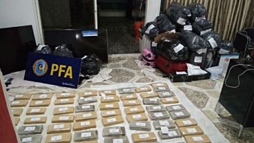 Se incautaron 110 kilos de marihuana en los allanamientos.