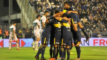 A Boca le alcanzó el punto en el postergado de la 25ª fecha.