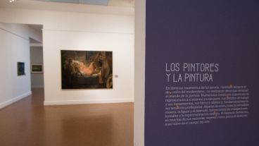 La muestra repasa los 100 años de colección de los museos.