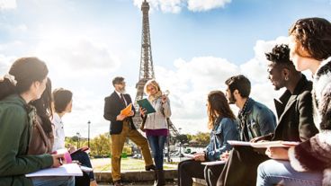 La escuela pública goza de prestigio y recibe al 80% de los alumnos en Francia.