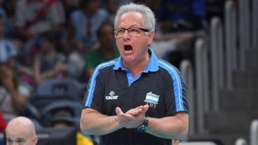 Velasco estuvo cuatro años al mando de la selección mayor de vóley.