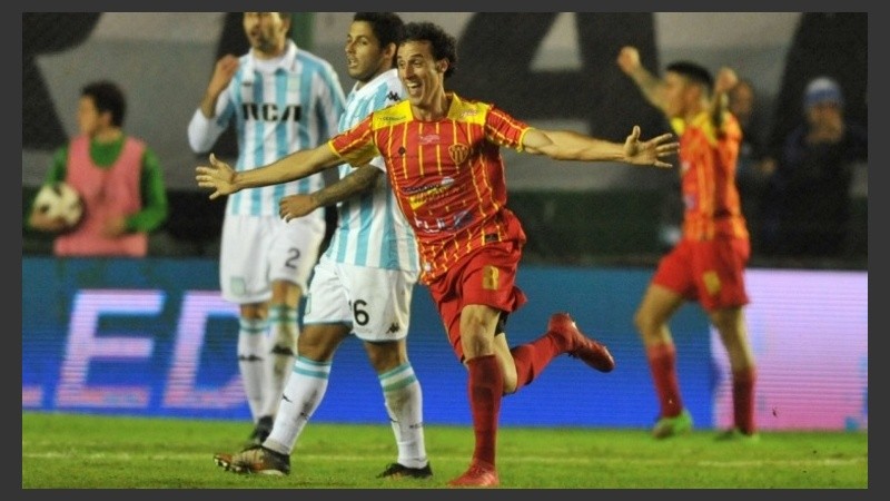 Orzan, el ex Newell's que amargó a Racing.