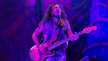 La Renga en el estadio de Newell´s este sábado ante una multitud.