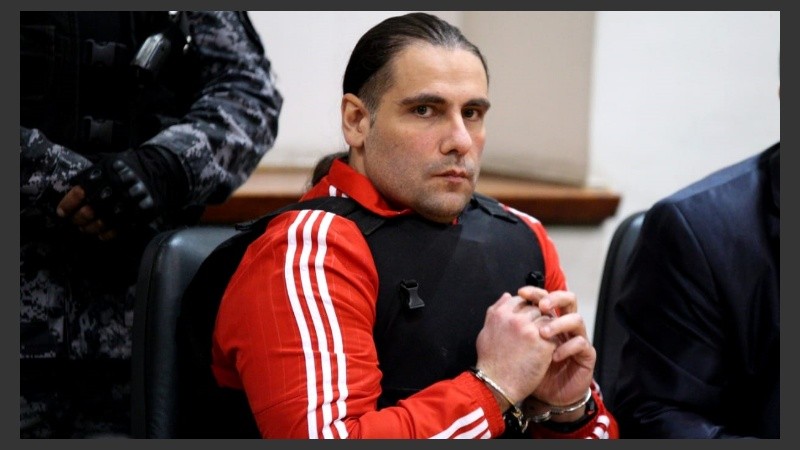 Ochoa fue con campera roja a escuchar la lectura de la condena.