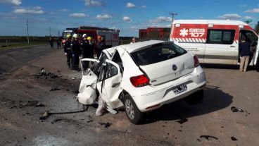 La escena del choque sobre la ruta 16.