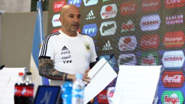 El DT dio los convocados y se abrió el debate.