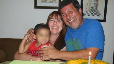 Sergio, Carla y Kiki, a pura sonrisa en una foto de 2017.