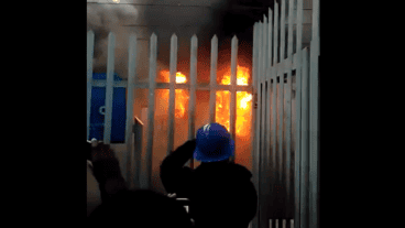 Fuego y más fuego en el tren.