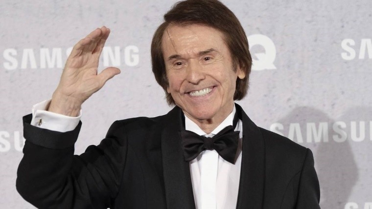 Raphael dijo que se lleva muy bien con Julio Iglesias.