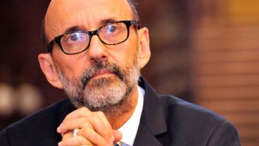 El rector, Héctor Floriani.