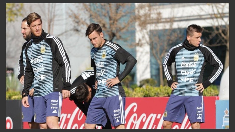 Ansaldi (izquierda) y Lo Celso (derecha) irían como titulares.