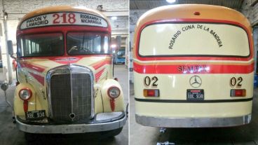 De adelante y de atrás, así quedó el mítico colectivo.