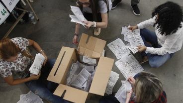 La segunda vuelta se llevará a cabo el 17 de junio próximo.