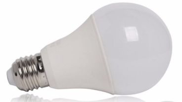 Macri lanzó la campaña "Cambiá el foco. Ahorrá energía. Usá Leds" e insistió con la suba de tarifas.