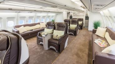 El lujoso avión por dentro.